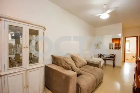 Casa com 2 Quartos para alugar, 60m² no Bela Vista, Porto Alegre