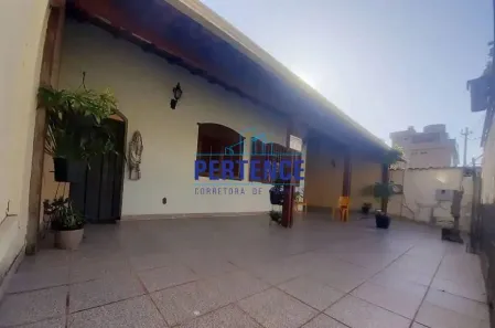 Casa com 8 Quartos à venda, 360m² no Ana Lúcia, Sabará