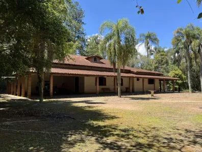 Fazenda/Sítio com 4 Quartos à venda, 370m² no , Piedade