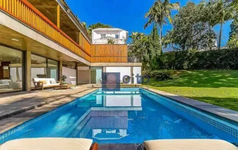 Casa com 5 Quartos para alugar, 1345m² no Jardim Everest, São Paulo