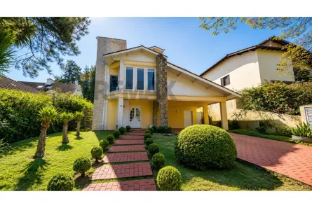 Casa de Condomínio com 4 Quartos para alugar, 630m² no Alphaville, Santana de Parnaíba