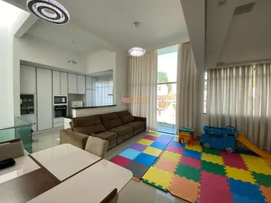 Sobrado com 2 Quartos para venda ou aluguel, 249m² no Jardim, Santo André
