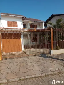 Casa com 3 Quartos à venda, 180m² no Vila Nova, Porto Alegre