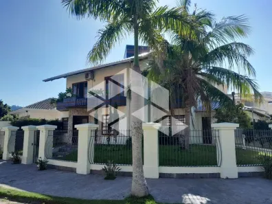 Casa com 5 Quartos para alugar, 238m² no Córrego Grande, Florianópolis