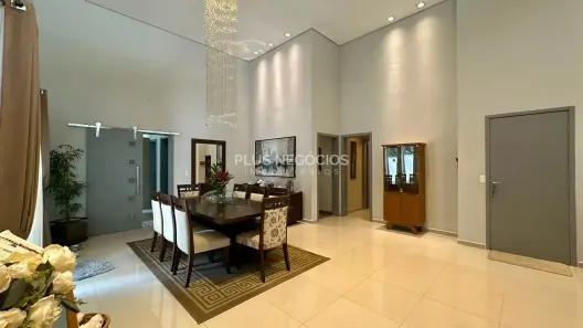Casa de Condomínio com 3 Quartos à venda, 255m² no Iporanga, Sorocaba