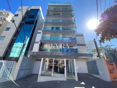Apartamento com 3 Quartos para alugar, 130m² no Praia Campista, Macaé