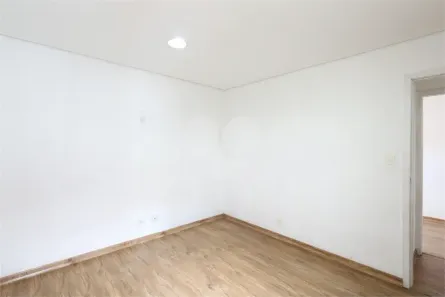 Casa com 3 Quartos à venda, 225m² no Vila Mariana, São Paulo