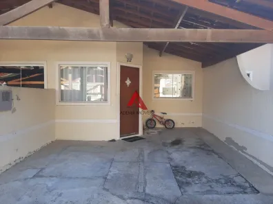 Casa de Condomínio com 2 Quartos à venda, 110m² no Bandeira Branca, Jacareí