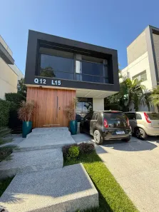 Sobrado com 3 Quartos à venda, 300m² no Parque Residencial Itapeti, Mogi das Cruzes