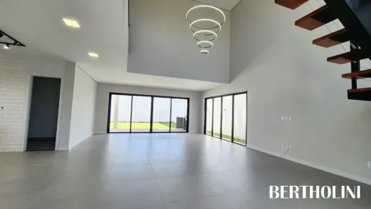 Casa com 3 Quartos à venda, 273m² no Parque Ipiranga, Resende