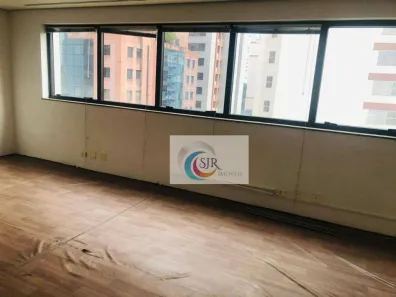 Sala Comercial à venda, 33m² no Vila Olímpia, São Paulo