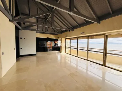 Cobertura com 2 Quartos para alugar, 300m² no Centro, Florianópolis