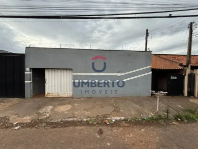 Casa com 2 Quartos à venda, 245m² no Vila Brasil, Ourinhos