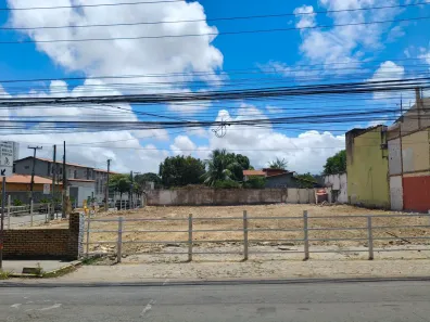 Lote/Terreno à venda, 1196m² no Messejana, Fortaleza