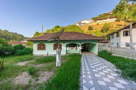 Casa com 5 Quartos para alugar, 340m² no Glória, Blumenau