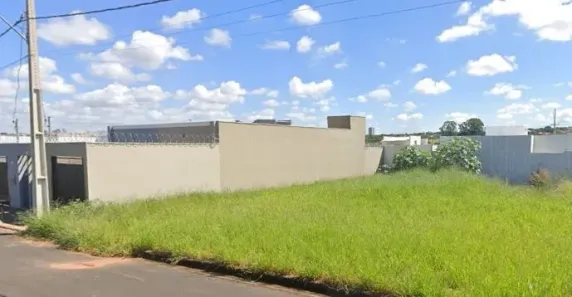 Lote/Terreno à venda, 250m² no Laranjeiras, Uberlândia