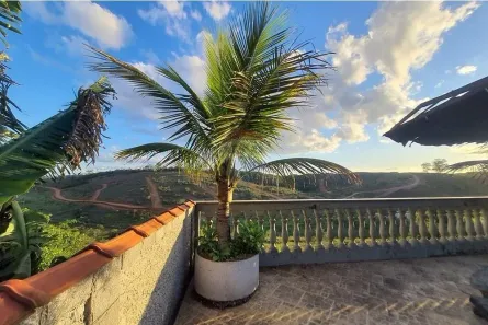 Casa com 2 Quartos à venda, 1056m² no Grama, Juiz de Fora