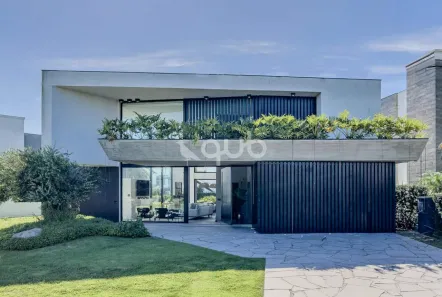 Sobrado com 5 Quartos à venda, 320m² no XANGRI-LÁ, Xangri-lá