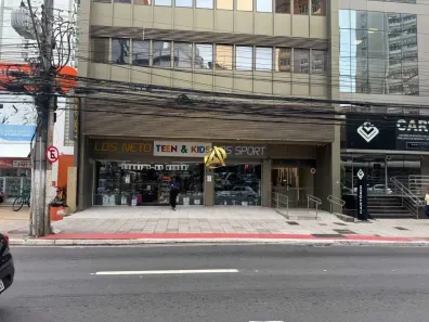 Ponto Comercial para alugar, 412m² no Santa Lúcia, Vitória
