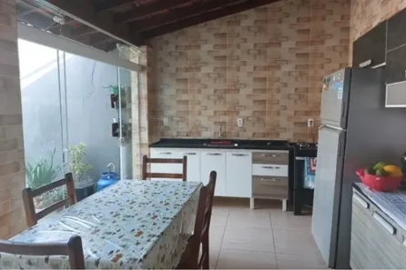 Casa com 2 Quartos à venda, 72m² no Jardim Santa Lúcia, Várzea Paulista
