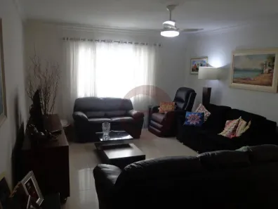 Sobrado com 3 Quartos à venda, 195m² no Jardim das Vertentes, São Paulo