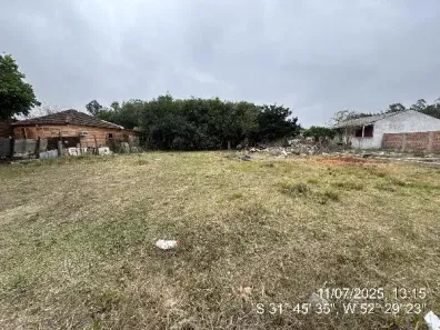 Lote/Terreno à venda, 200m² no Centro, Capão do Leão