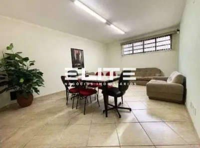 Sobrado com 4 Quartos para alugar, 218m² no Vila Floresta, Santo André