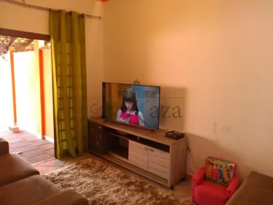 Casa com 5 Quartos à venda, 250m² no Jardim Satélite, São José dos Campos