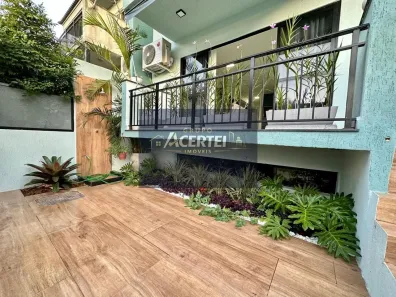 Casa de Condomínio com 3 Quartos à venda, 217m² no Maceió, Niterói