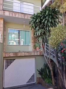Casa com 3 Quartos à venda, 216m² no Jardim Textil, São Paulo