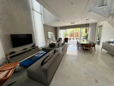Casa de Condomínio com 4 Quartos para alugar, 425m² no Tamboré, Santana de Parnaíba