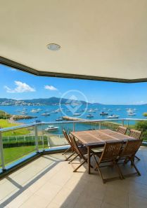 Apartamento com 4 Quartos à venda, 300m² no Coqueiros, Florianópolis