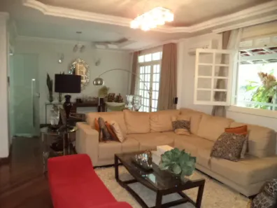Casa com 2 Quartos à venda, 200m² no Tijuca, Contagem