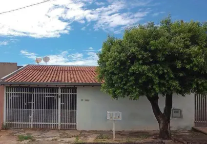 Casa com 3 Quartos à venda, 250m² no Conjunto Habitacional Monsenhor João Batista Toffoli, Marília