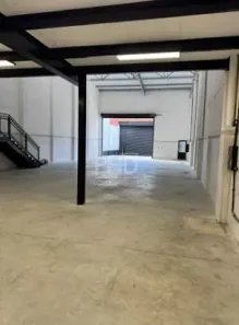 Galpão/Depósito/Armazém para alugar, 352m² no Serraria, Diadema
