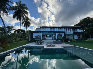 Casa de Condomínio com 5 Quartos à venda, 4600m² no Portão, Lauro de Freitas