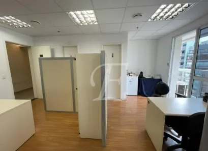 Sala Comercial para alugar, 42m² no Vila Olímpia, São Paulo