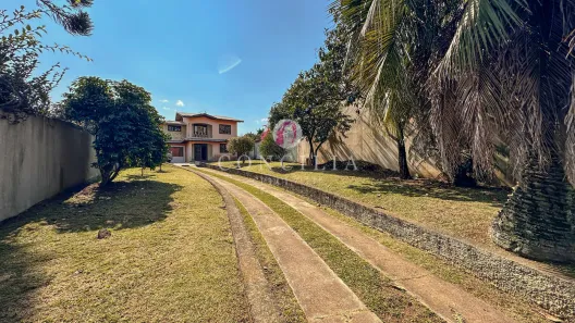 Sobrado com 3 Quartos à venda, 270m² no Capão Raso, Curitiba