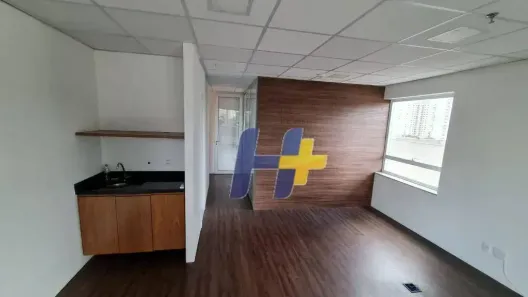 Sala Comercial à venda, 45m² no Vila Gertrudes, São Paulo