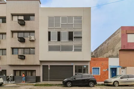 Sala Comercial com 1 Quarto para alugar, 66m² no Centro, Pelotas