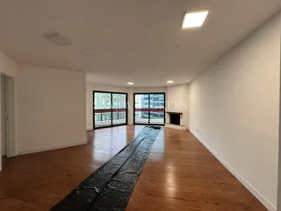 Apartamento com 4 Quartos para alugar, 143m² no Itaim Bibi, São Paulo