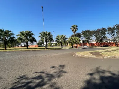 Lote/Terreno à venda, 600m² no Vivendas do Arvoredo, Londrina