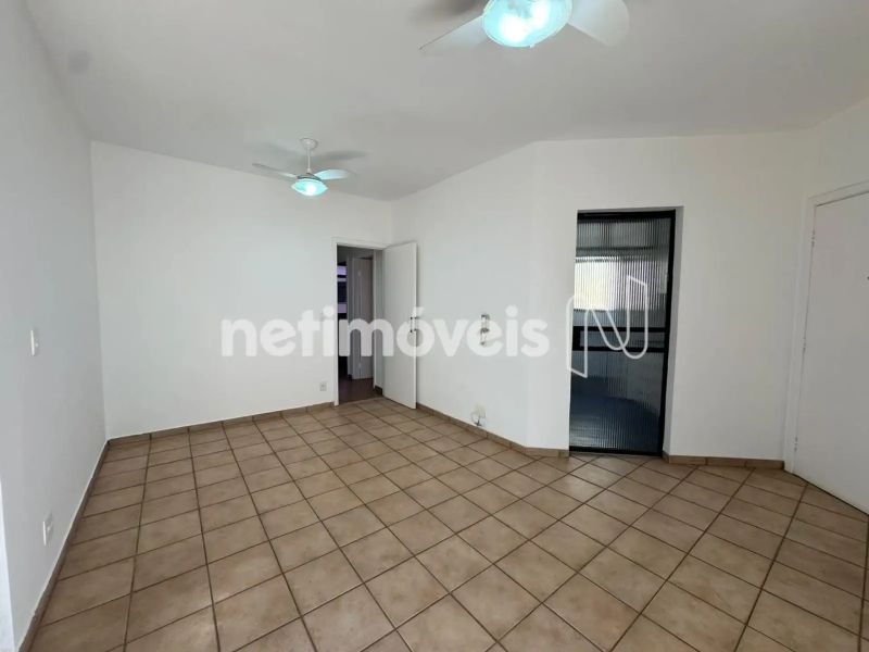 Apartamento com 3 quartos — Estoril, Belo Horizonte