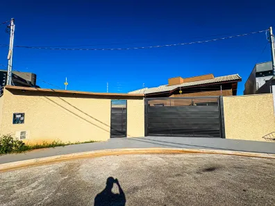 Casa com 3 Quartos à venda, 228m² no Jardim Santa Paulina, Bragança Paulista