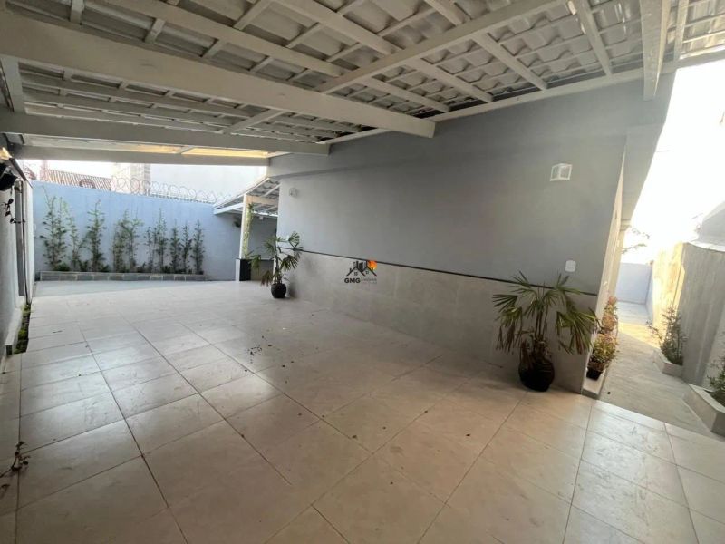 Casa com 3 quartos — Rio Branco, Belo Horizonte