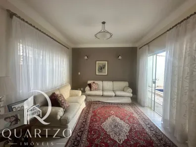 Casa com 3 Quartos à venda, 284m² no Zona 02, Maringá