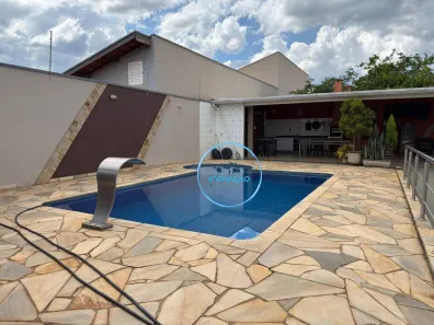 Casa com 3 Quartos à venda, 200m² no Chácara Bela Vista, São Pedro