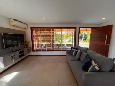 Sobrado com 4 Quartos à venda, 150m² no Loteamento Triangulo de Buzios, Armação dos Búzios