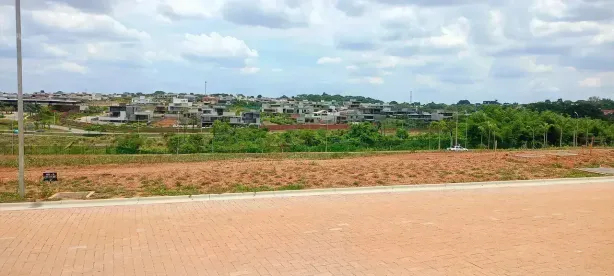 Lote/Terreno à venda, 604m² no Residencial Jardins Londres, Goiânia