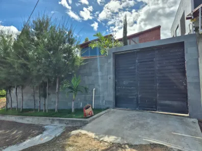Casa com 5 Quartos à venda, 250m² no Mandacaru, Gravatá